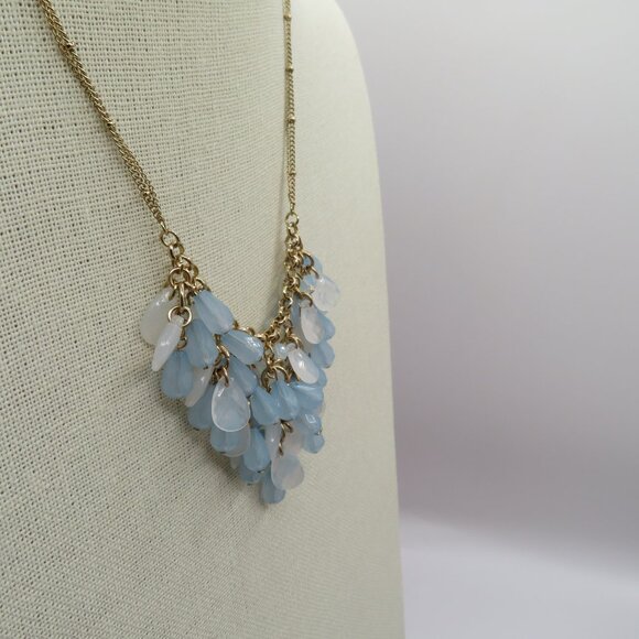 LC Lauren Conrad Light Blue White Tear Drop Shaped Beads Gold Tone Chain - Picture 3 of 9